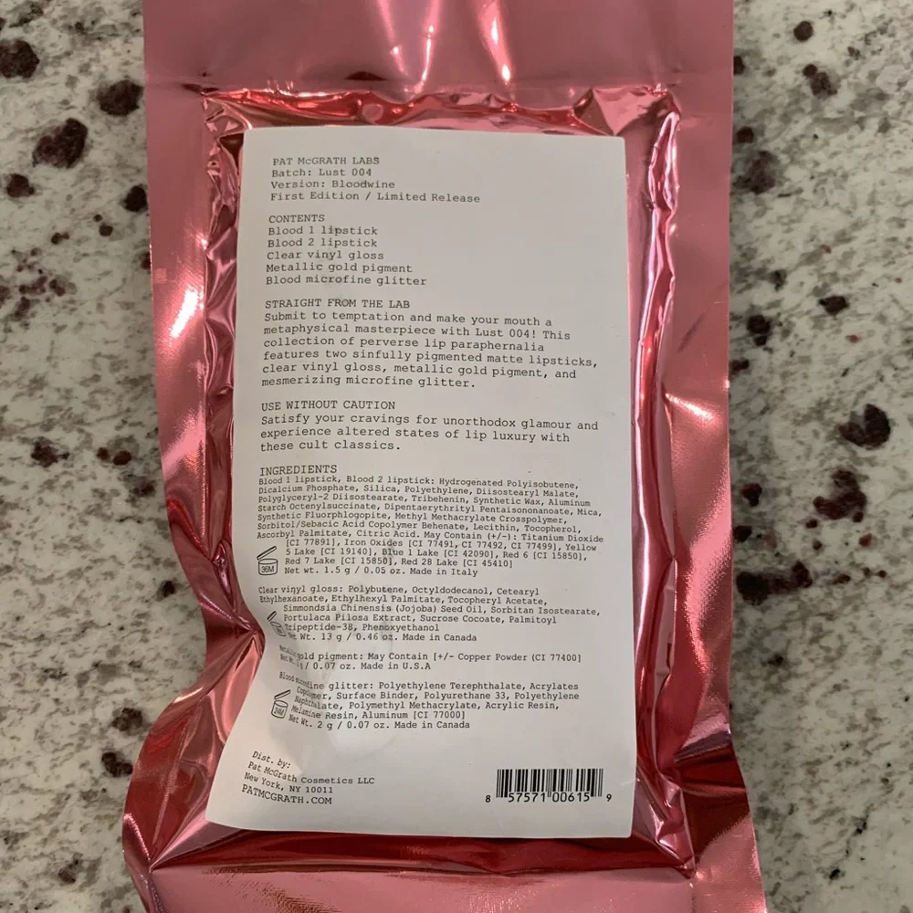 PAT‎ McGRATH LABS Lust 004 Lipstick Kit Bloodwine